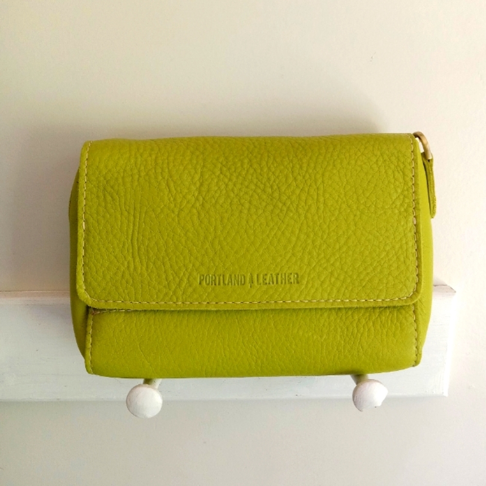 Portland Leather Goods Mini Metro Crossbody Bag In Key Lime